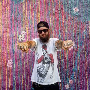 Meet your Posher, Thomas